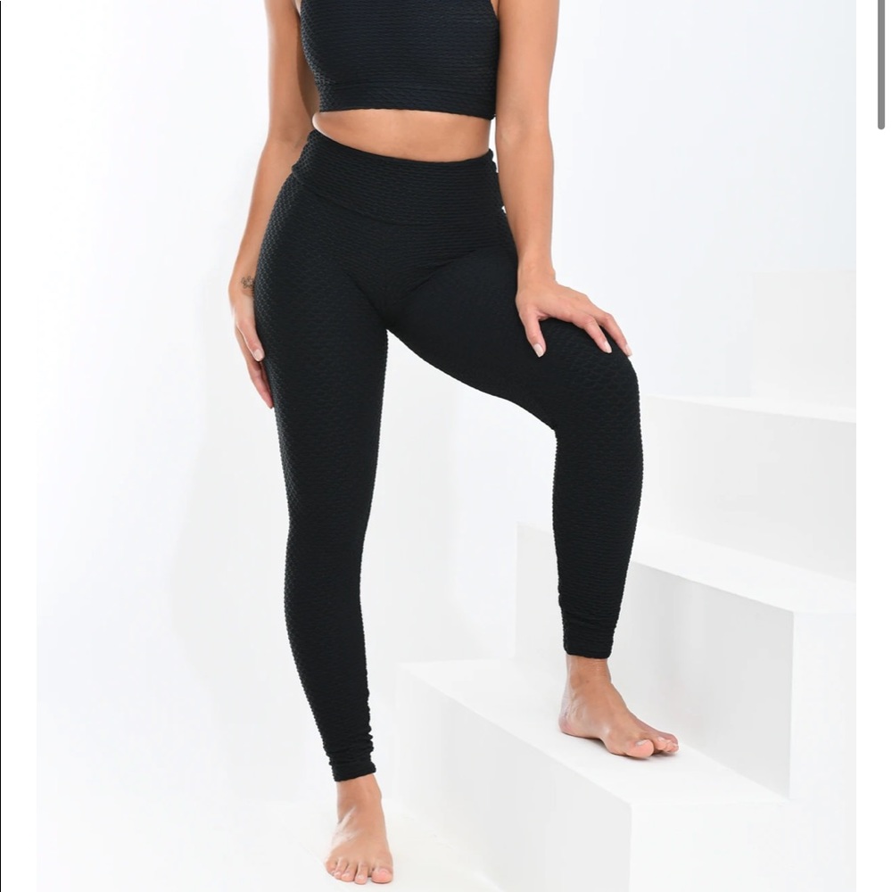 Booty by Brabants Croco Skin • Black